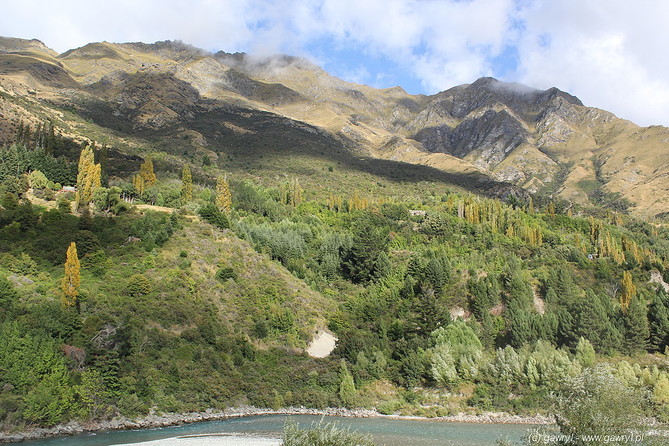New Zealand - bike trip towards Moke Lake